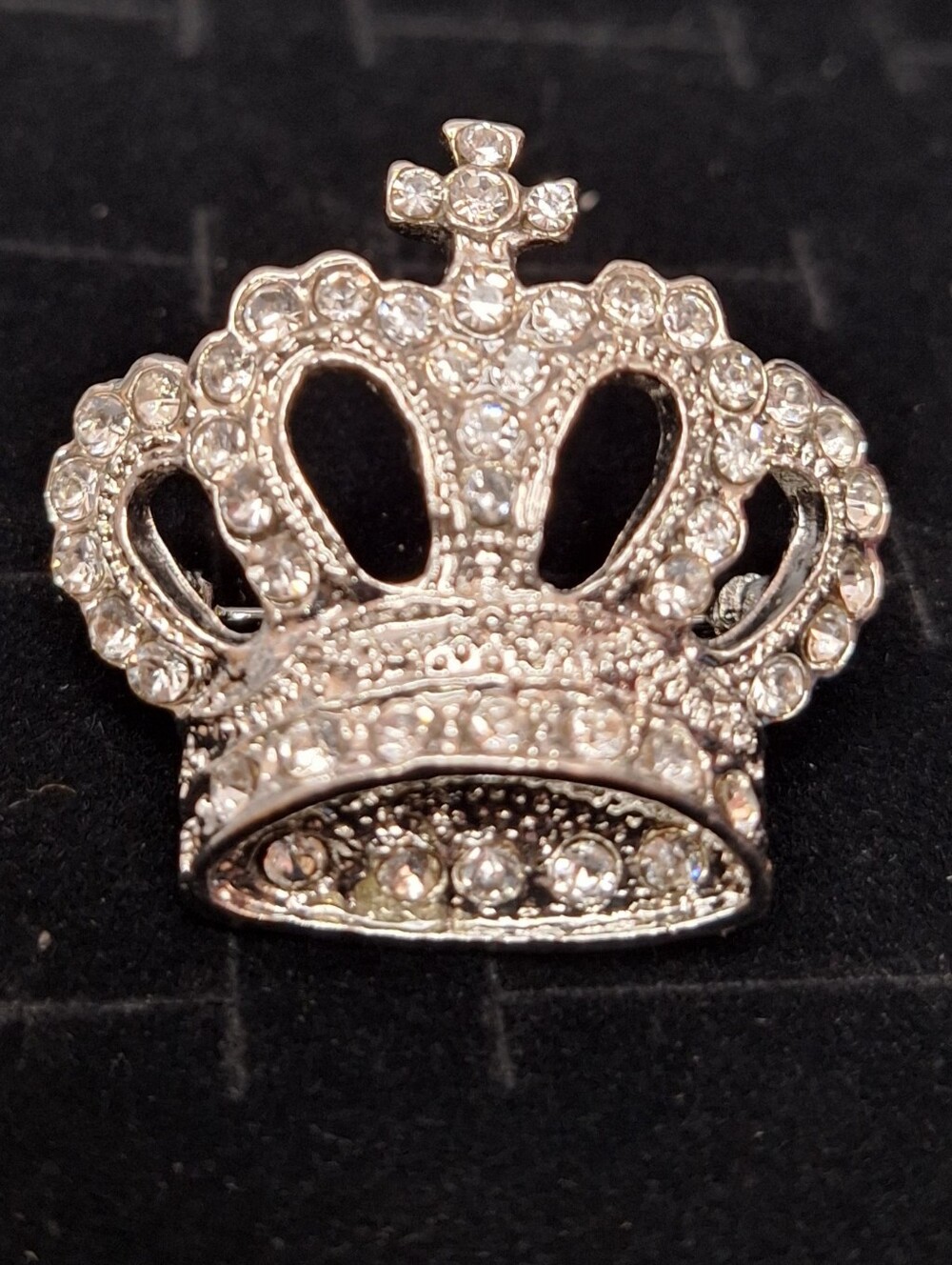 💎New - Crystal Crown Brooch Pin - Silver-tone Sparkle
